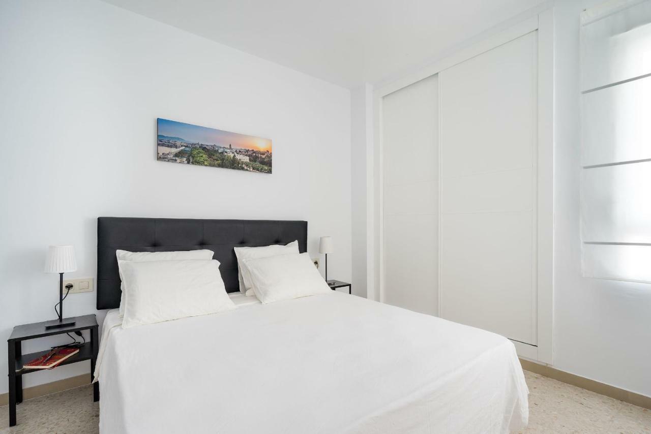 Arcos Beach Infostays - Free Parking Málaga Eksteriør bilde